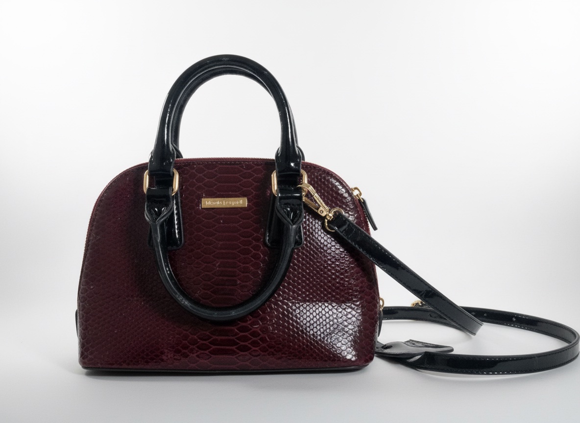 ✨ Sac à main élégant effet python bordeaux – Chic & Tendance
