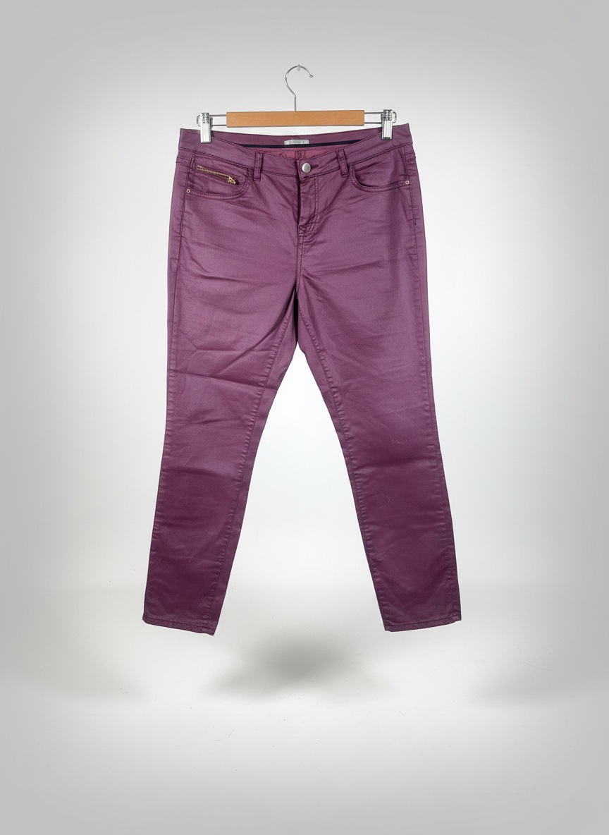 🩷 Pantalon slim bordeaux effet enduit – Taille 44 – Détails zippés ✨