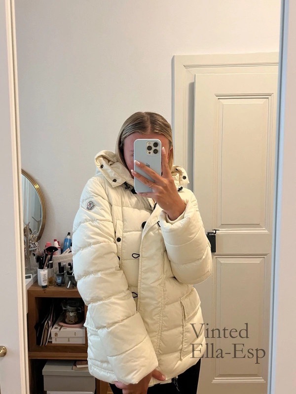 DOUDOUNE MONCLER AVEC CAPUCHE