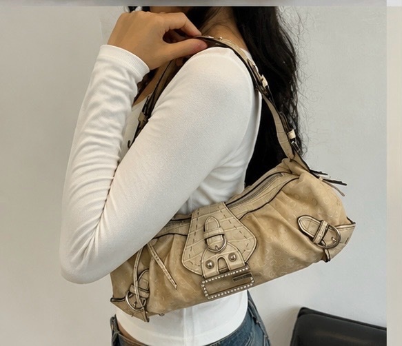 SAC BAGUETTE GUESS
