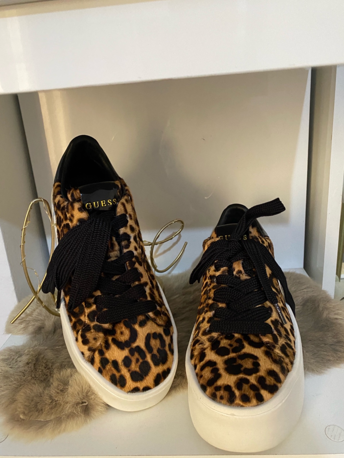 BASKETS PLATEFORME LEOPARD GUESS