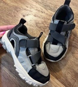 BASKETS ZARA POUR ENFANT
