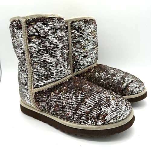 BOTTINES UGG AUTHENTIQUE