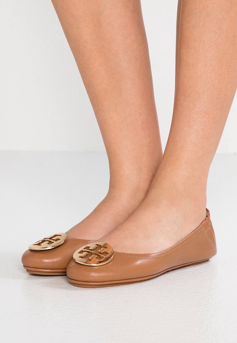 BALLERINE CUIR VERNIS TORY BURCH