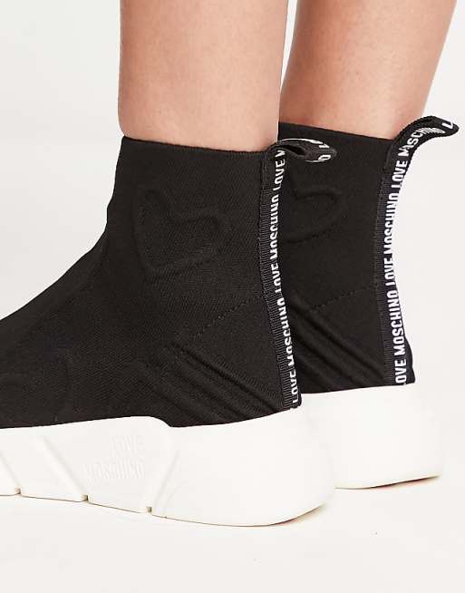 BASKETS LOVE MOSCHINO 