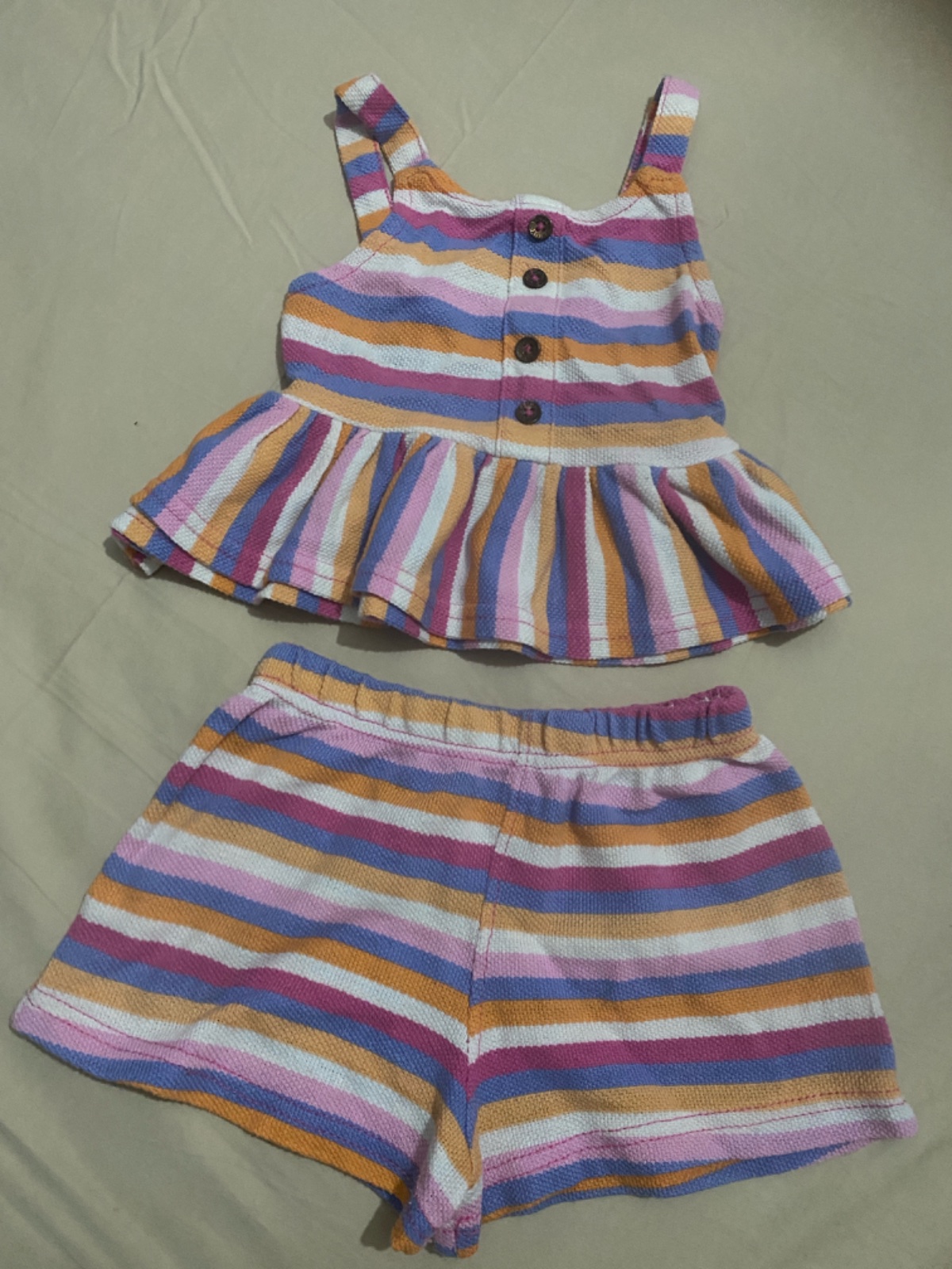 TENUE VINCE CAMUTO POUR FILLE 4 ANS