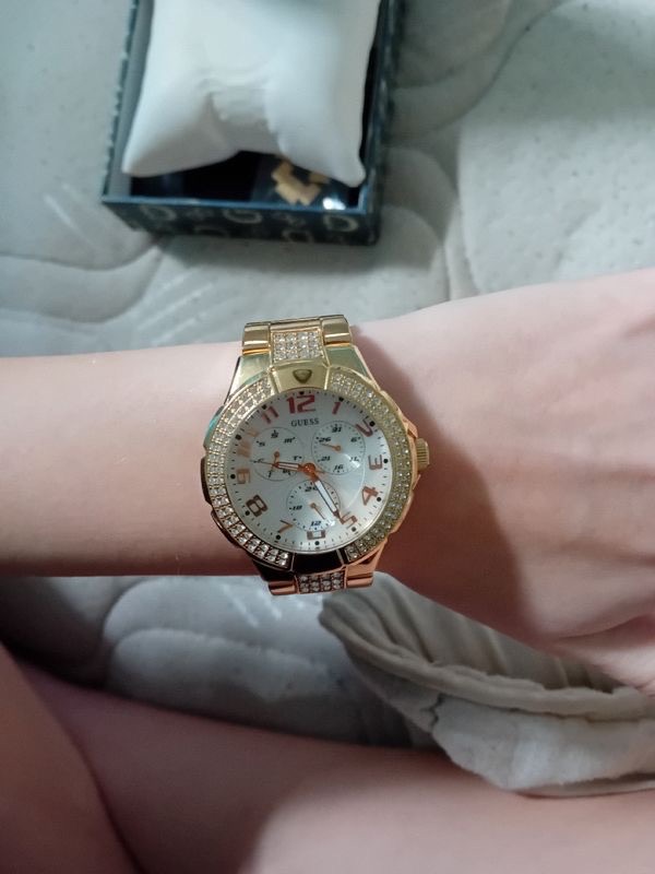 MONTRE GUESS AUTHENTIQUE