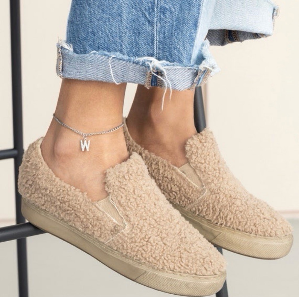 ESPADRILLES UGG AUTHENTIQUE NEUF