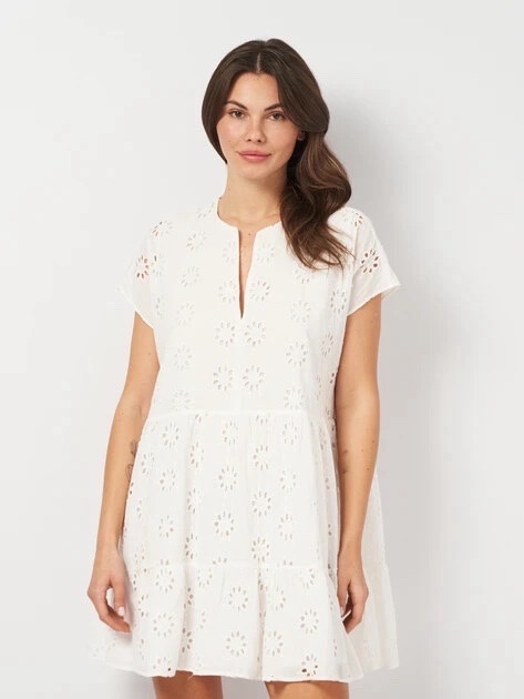 ROBE COURTE BRODE ZARA