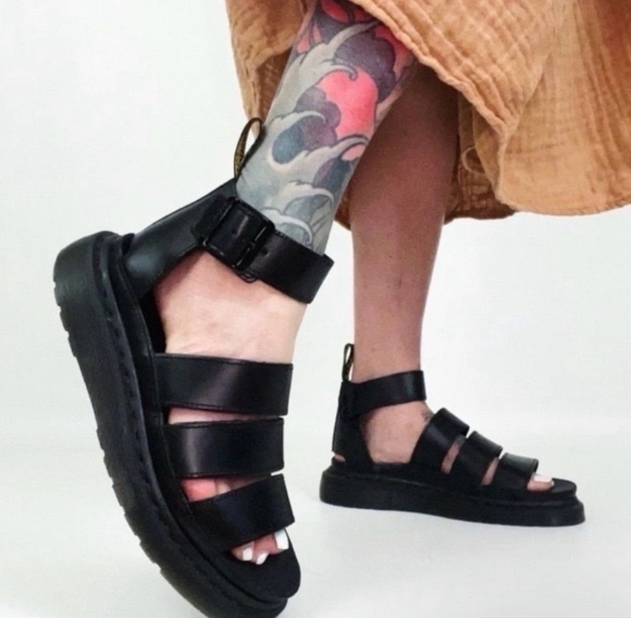 SANDALE PLATEFORME DR MARTINS