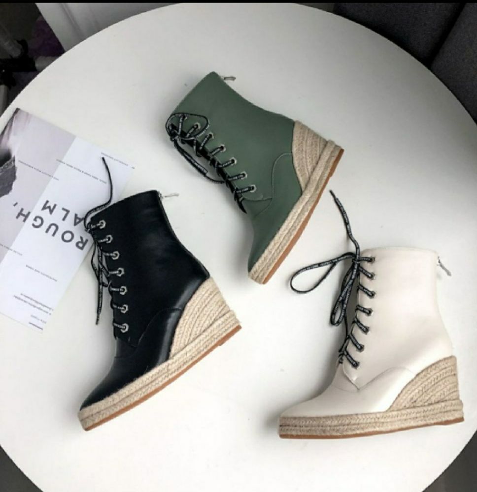 BOTTINES COMPENSE NEUF SANS ÉTIQUETTE 
