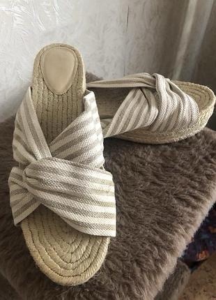 MULES COMPENSE BERSKHA