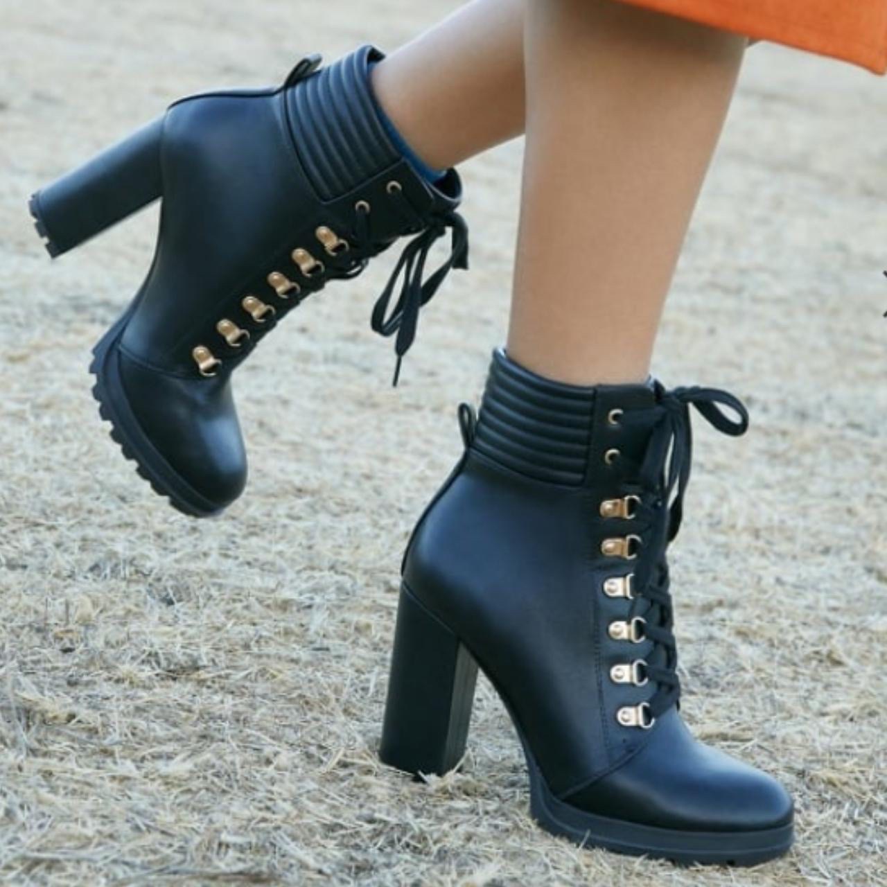 BOTTINE CUIR VERITABLE MICKEAL KORS 