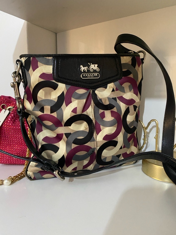 SAC A BANDOULIERE COACH