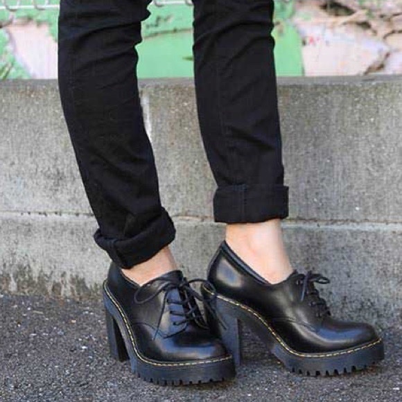 ESCARPIN DR MARTINS AUTHENTIQUE 