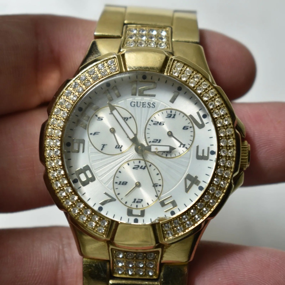 MONTRE GUESS AUTHENTIQUE