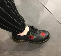 DEBIES CUIR VERITABLE DR MARTINS