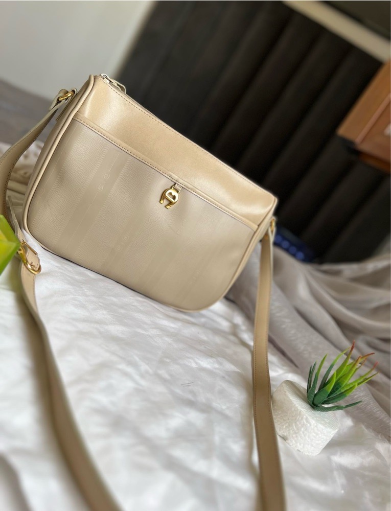 SAC A BANDOULIERE ETIENNE AIGNER