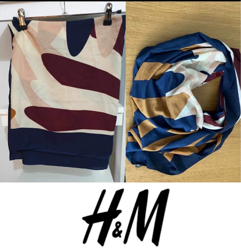 GRANDE FOULARD H&M