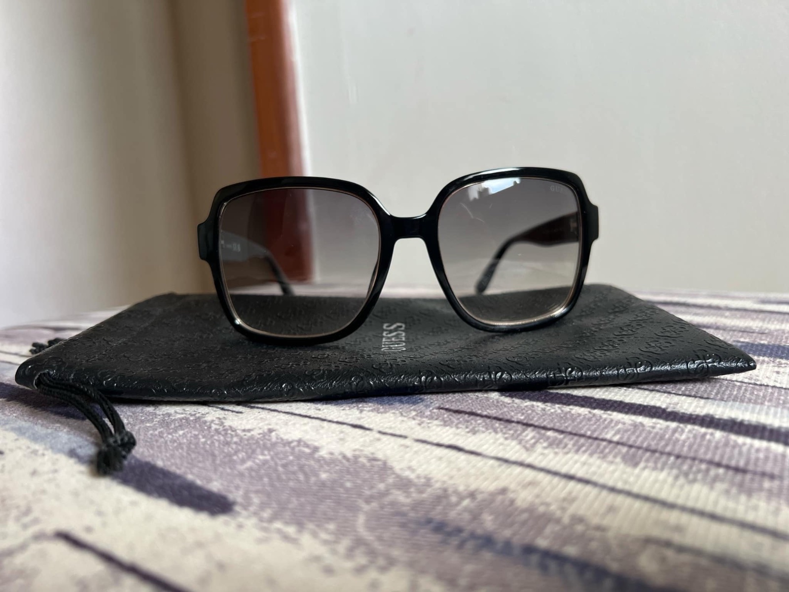 LUNETTE DE SOLEIL GUESS