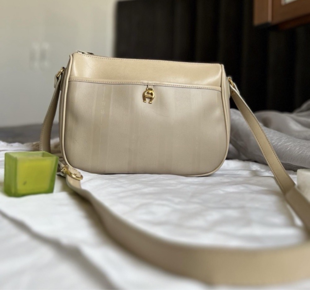 SAC A BANDOULIERE ETIENNE AIGNER AUTHENTIQUE