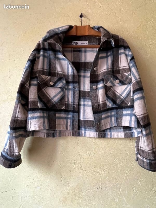 SUR CHEMISE ZARA NEUF