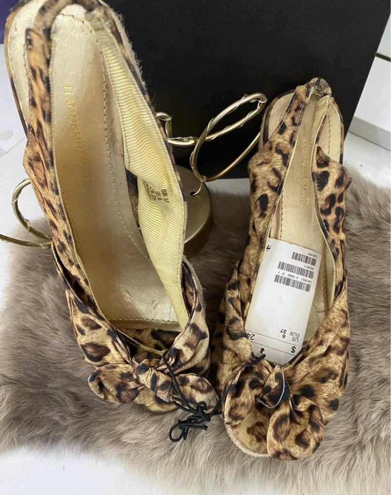 COMPENSE LEOPARD H&M NEUF