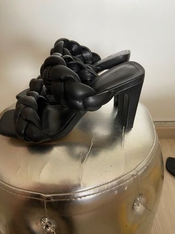 MULES CUIR VERITABLE H&M