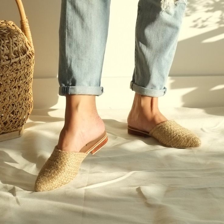 MULES EN RAFIA NEUF
