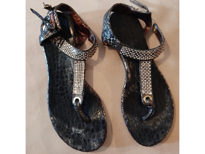 SANDALES PIEDS NU GUESS