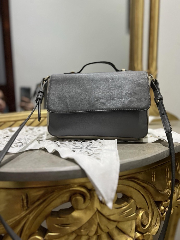 SAC A BANDOULIERE TOMMY HILFGER ZUTHENTISUE