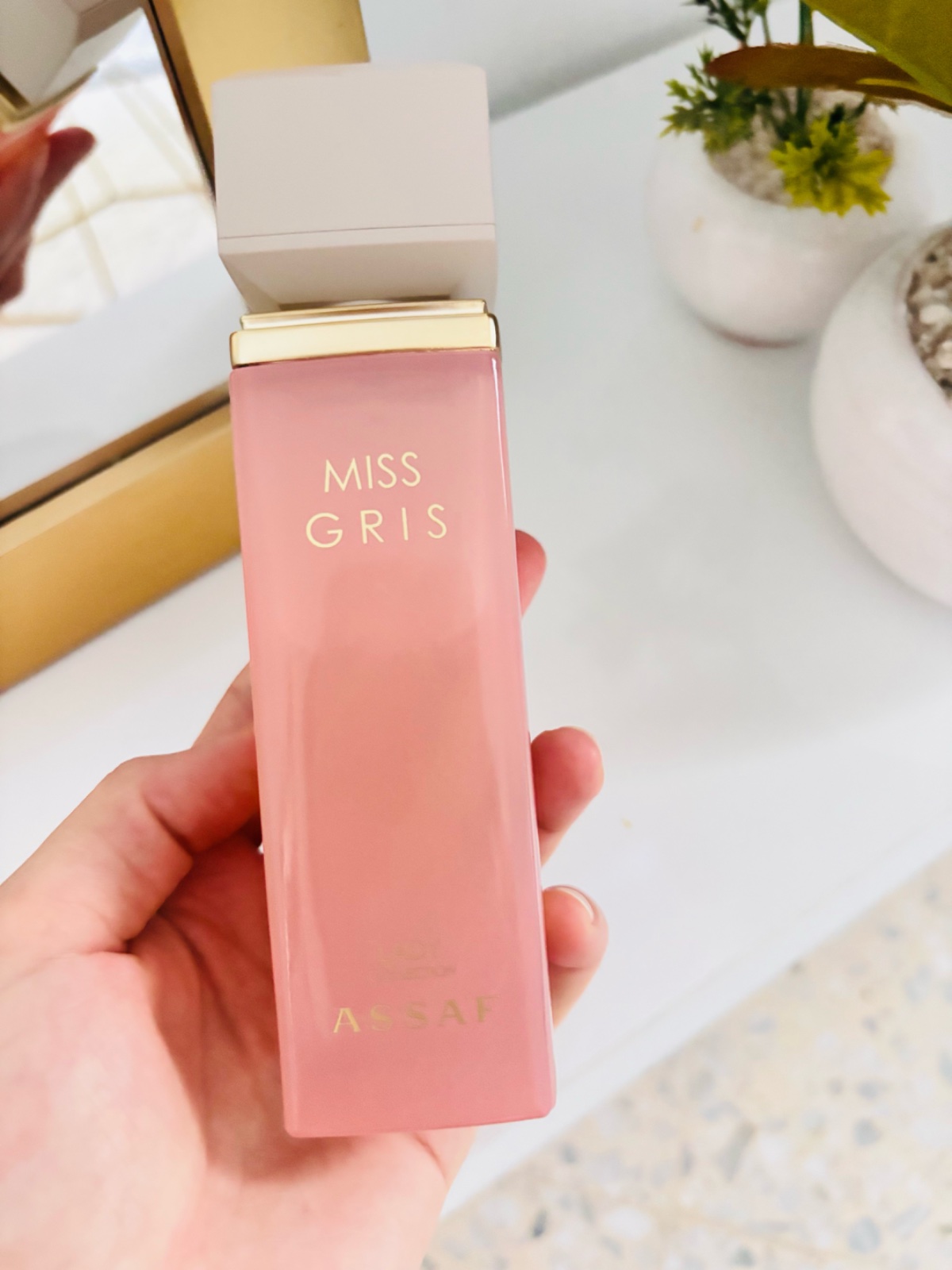Parfum Assaf Miss Gris importer saudi arabia