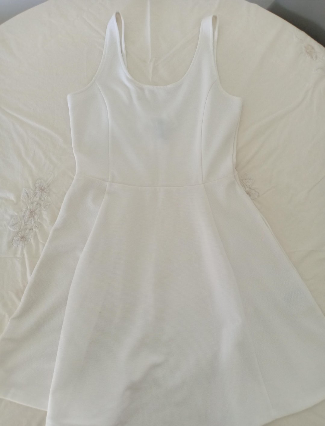 Lot deux robes neuves 