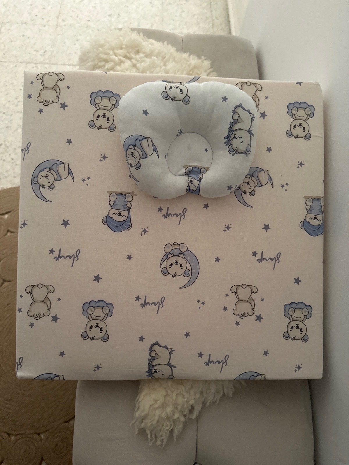 Plan incliné 30 degré plus coussin anti tête plate