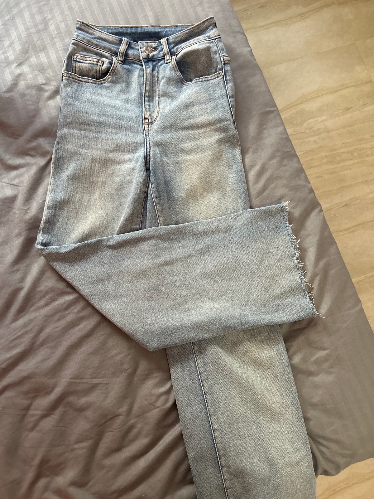 Jean taille 32 light washed