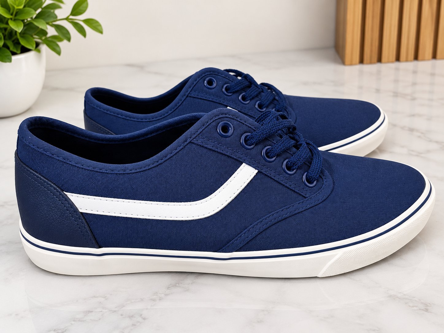 Basket en jean bleu foncé