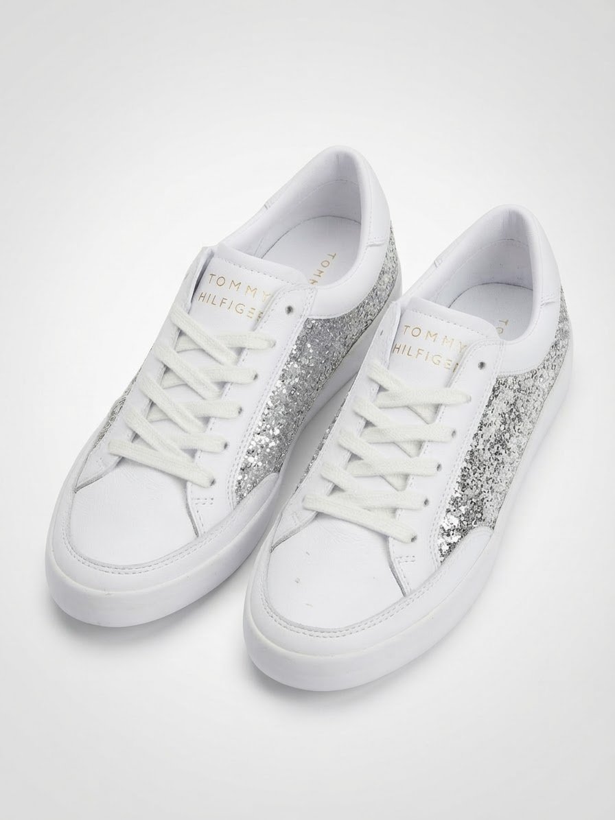 Baskets blanches de la marque Tommy Hilfiger