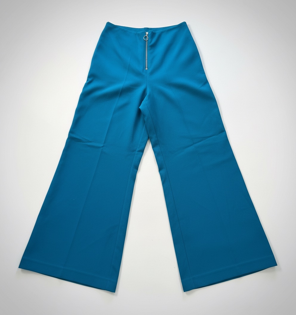 Pantalon bleu, tres bon etat
