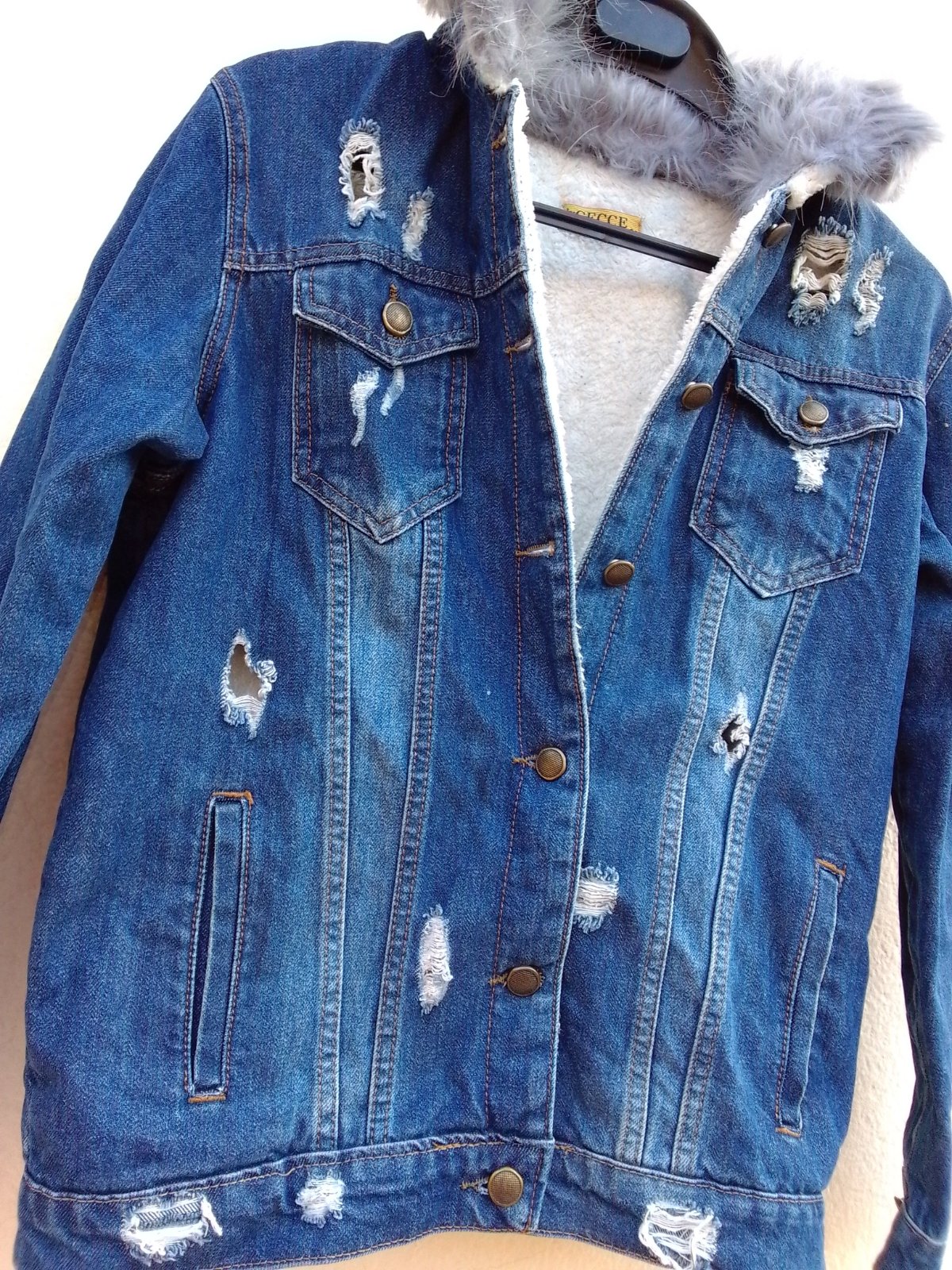 Veste djinns avec fourrure gris très chic pour femme 