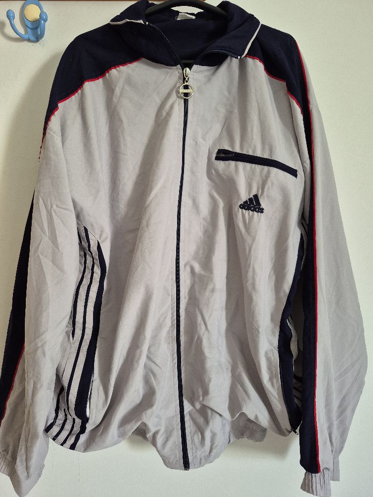 Jacket adidas gris 