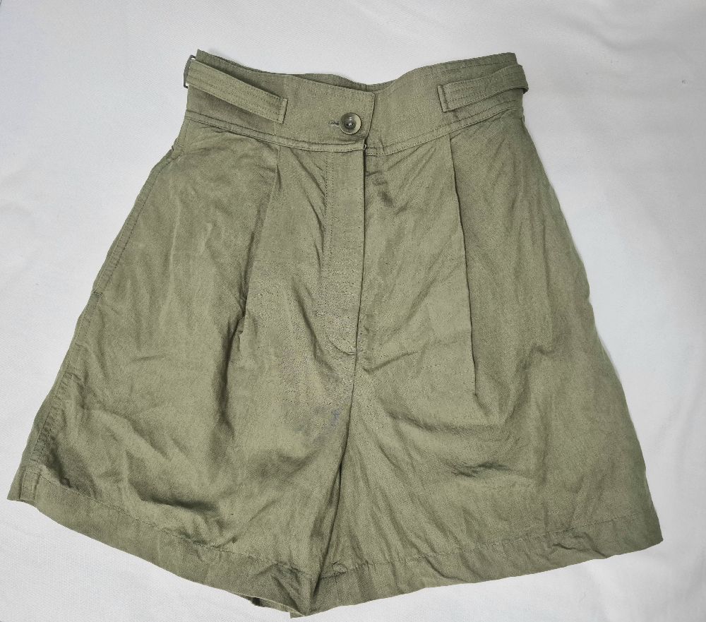 SHORT KAKI