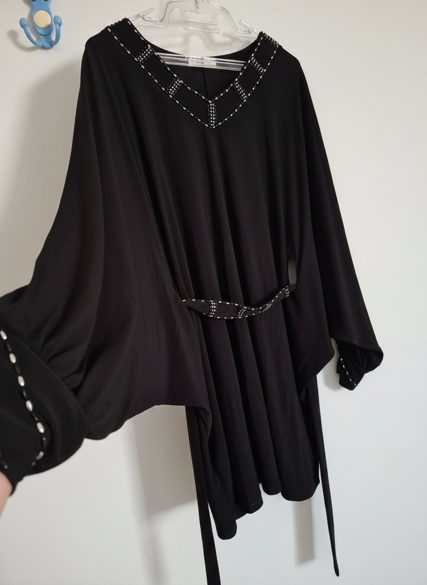 Pull poncho avec ceinture 