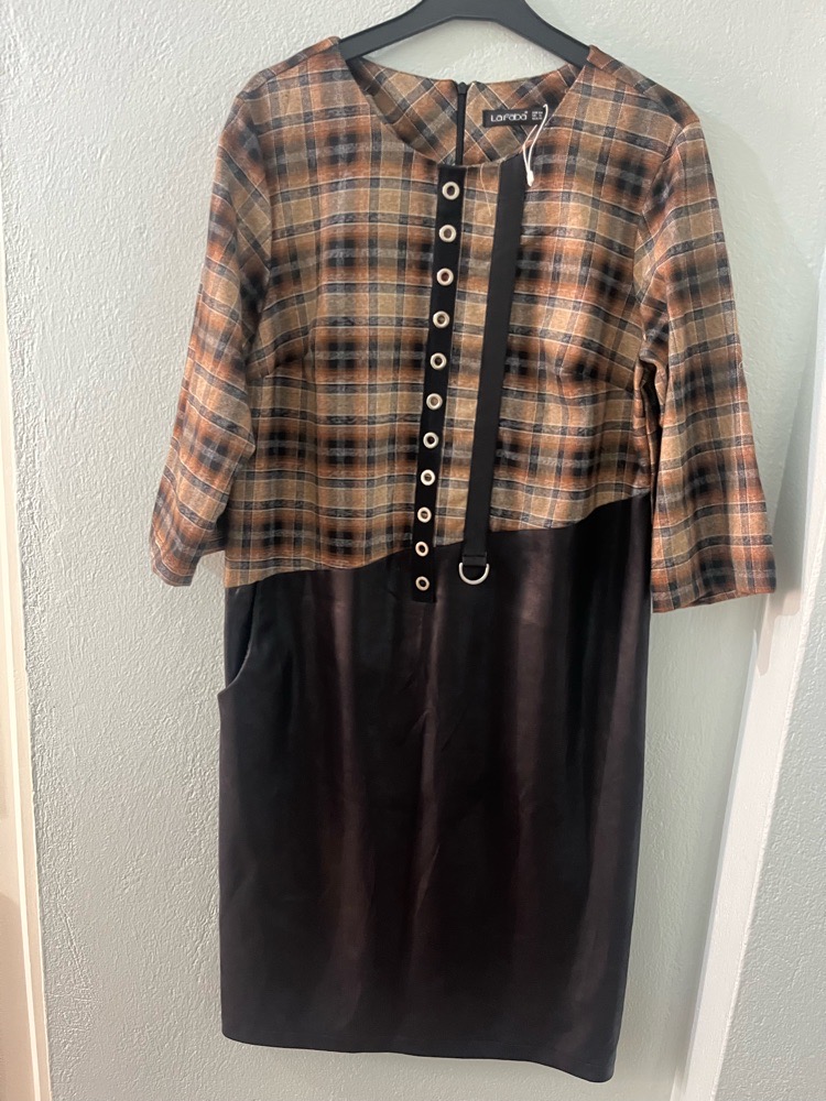 Robe tres jolie portee