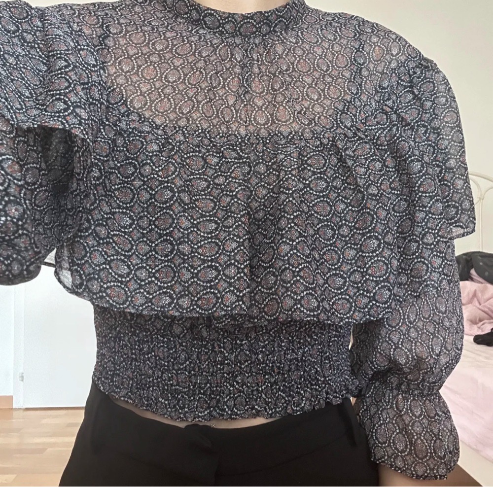 Printed cropped blouse