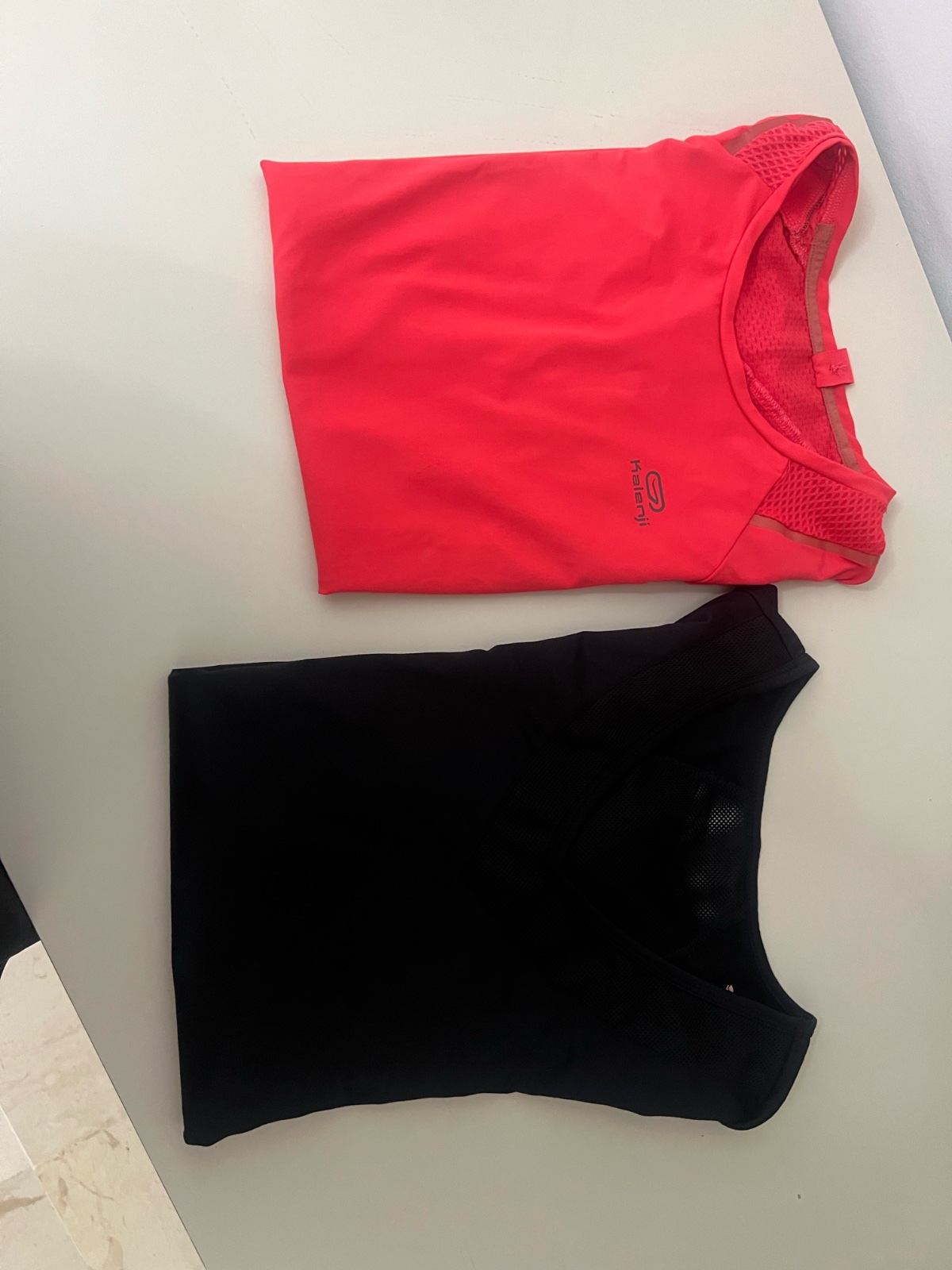 Lot de pull de sport taille s 