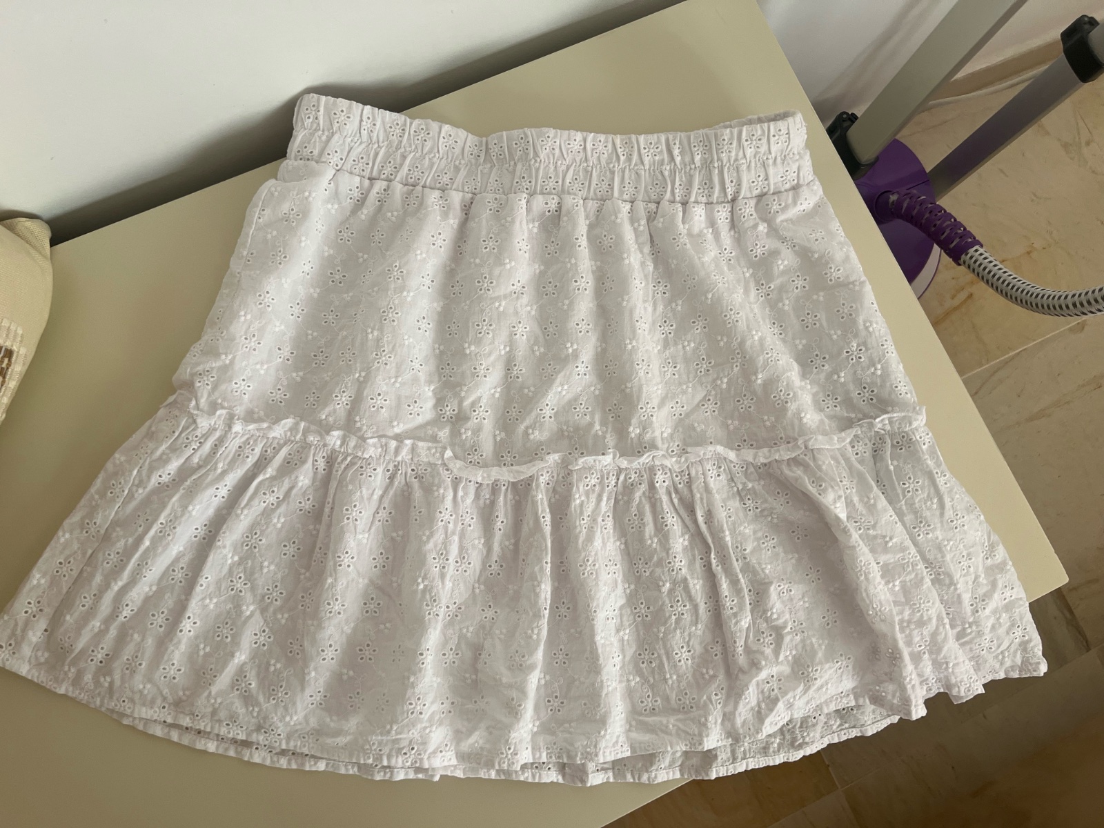 Jupe neuve taille L