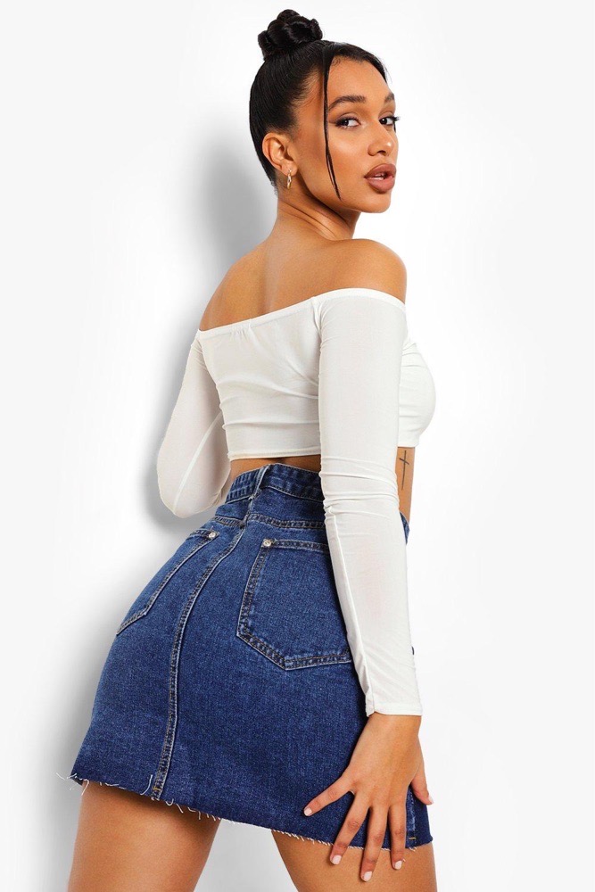 crop top col bardot sans ticket de taille qui convient à la taille 36 et 38 tissu élastique 
