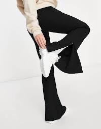 pantalon avec fente à l'ourlet 