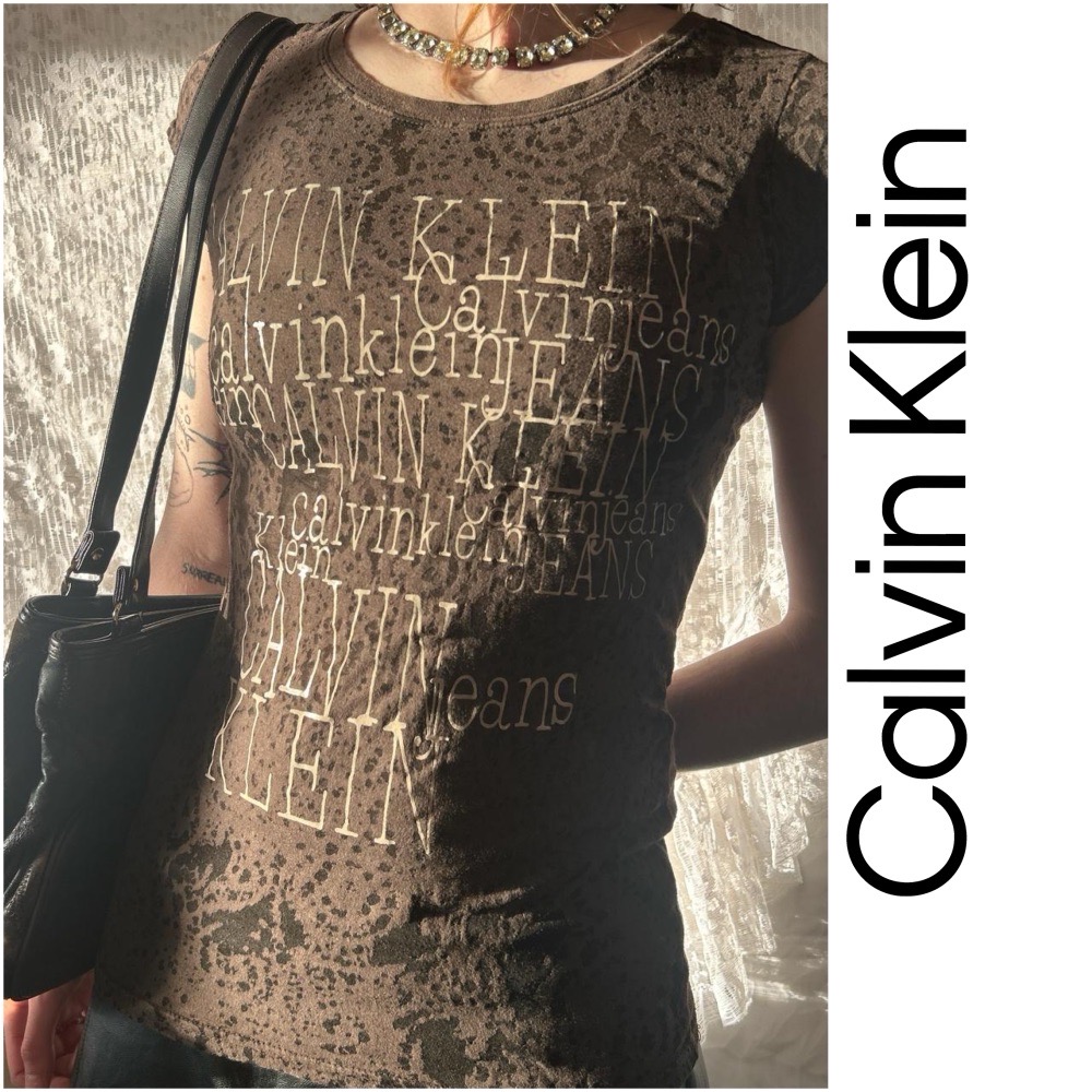 Calvin Klein Gris 