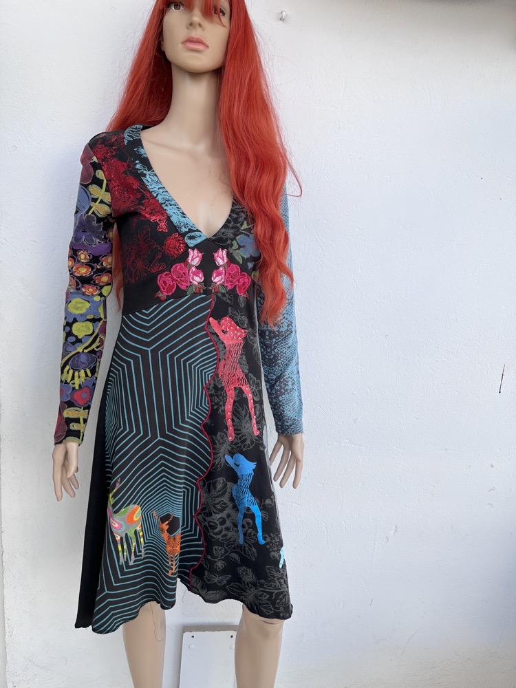 très jolie robe desigual 
